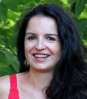 Dr Alexandra Langlais-Hesse - 